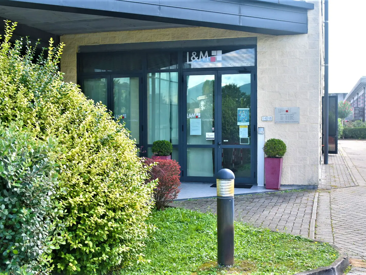 Service Image